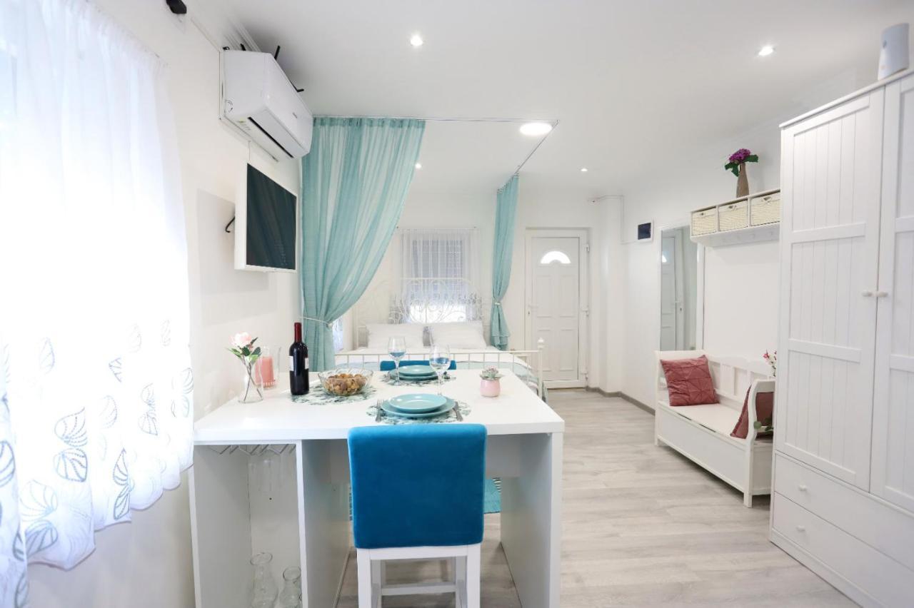 Central Luxury Apartments Oradea Exterior foto